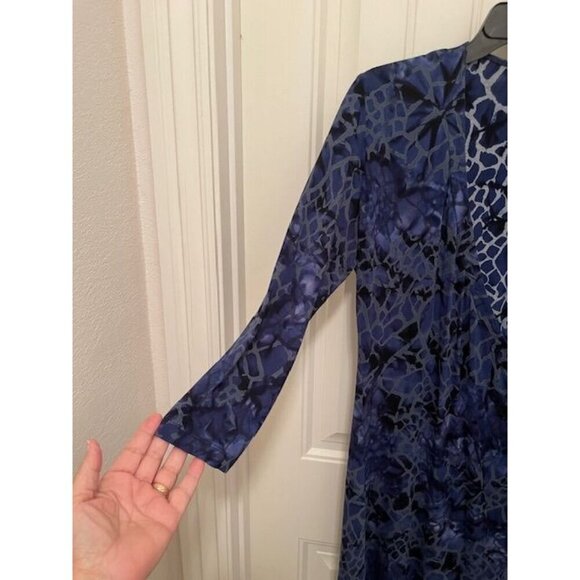 DUNIA Y2K Blue Animal Print Wrap Dress 3/4 Sleeve - Rayon & Lycra Blend - Women' - Picture 12 of 14